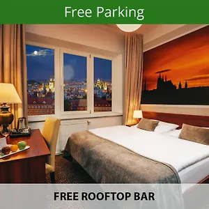 hotellátogatás